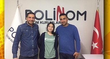 Polinom Eğitim Kurumları'nın Türkiye Geneli Yapmış Olduğu Sınavda 6.Sınıf Öğrencimiz İkra GÜRSOY ,75 soruda 75 doğru 500 tam puanla 15217 Öğrenci Arasından 1. Olarak Başarı Sağlamıştır.