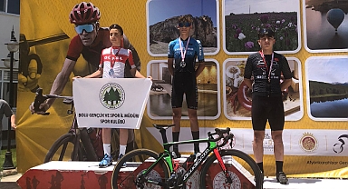 KARAMANLI BİSİKLETÇİLER BAŞARIYA DOYMUYOR