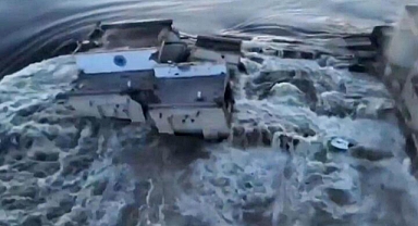  Zincirleme felaket! Yıkım uydudan görüntülendi 