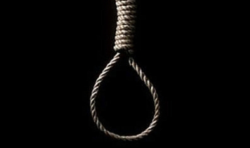 Evinde Ölü Bulundu