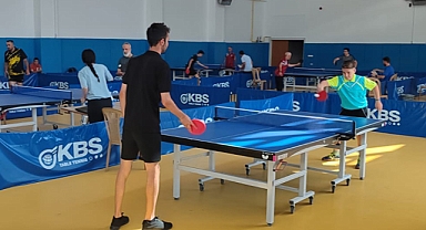 KARAMAN’DA 30 AĞUSTOS ZAFER BAYRAMI MASA TENİSİ TURNUVASI