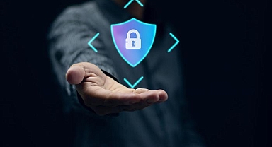 Cep telefonları tarih mi oluyor? Son teknoloji: Yaka telefonları! Avuç içi projeksiyon detayı