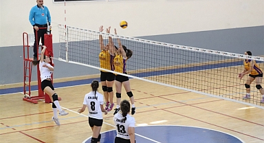 OKUL SPORLARI VOLEYBOLDA ŞAMPİYONLAR BELLİ OLDU