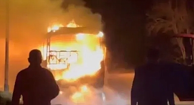 İşçi servisinde yangın çıktı.