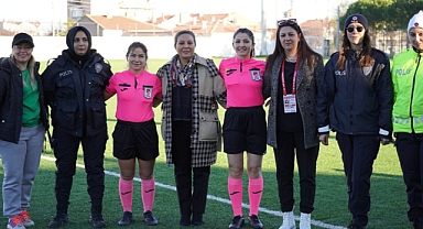 KADINA HER ŞEY YAKIŞIR