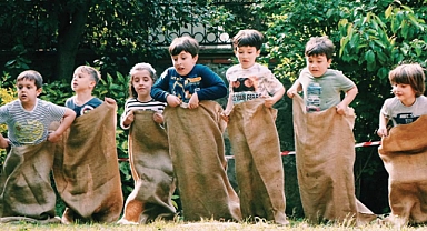 Sokak Oyunlarıyla Eğlencenin Adresi: Sokakların Renkli Dünyası